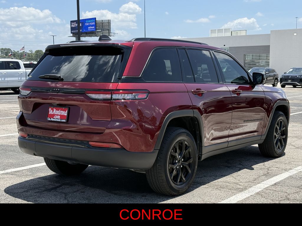 2025 Jeep Grand Cherokee Altitude X Red at Central Houston Nissan