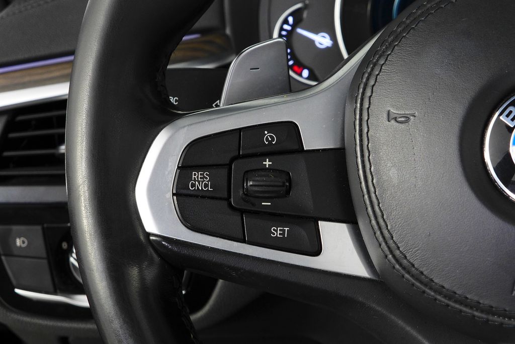 Thumbnail: 2018 BMW 5 Series - 30