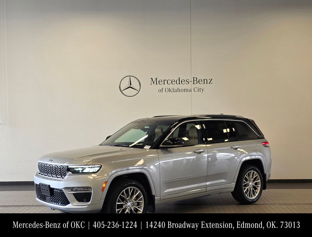 2023 Jeep Grand Cherokee Summit