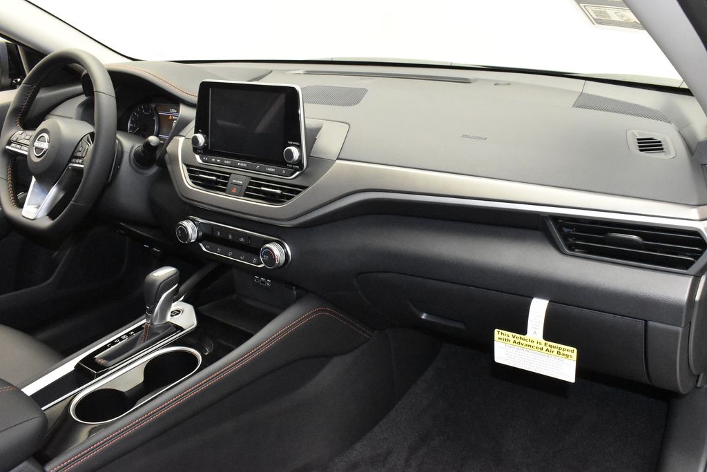 Thumbnail: 2025 Nissan Altima - 28