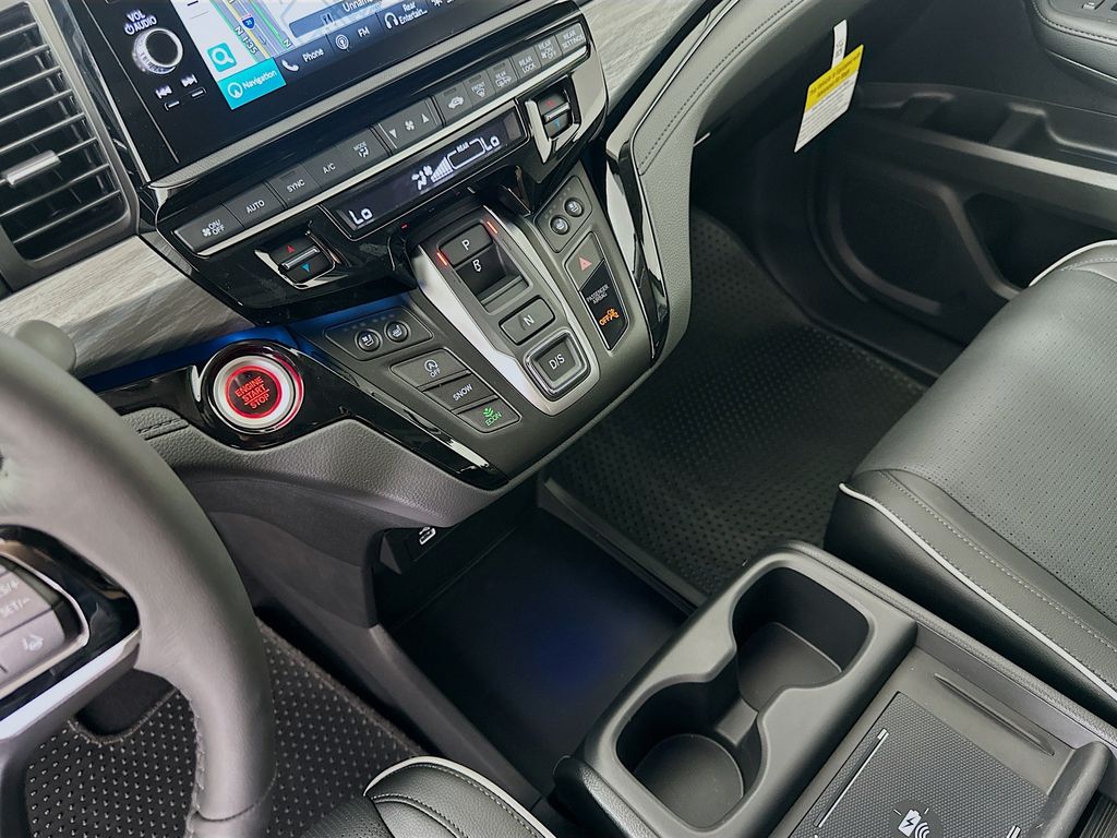 Thumbnail: 2026 Honda Odyssey - 15