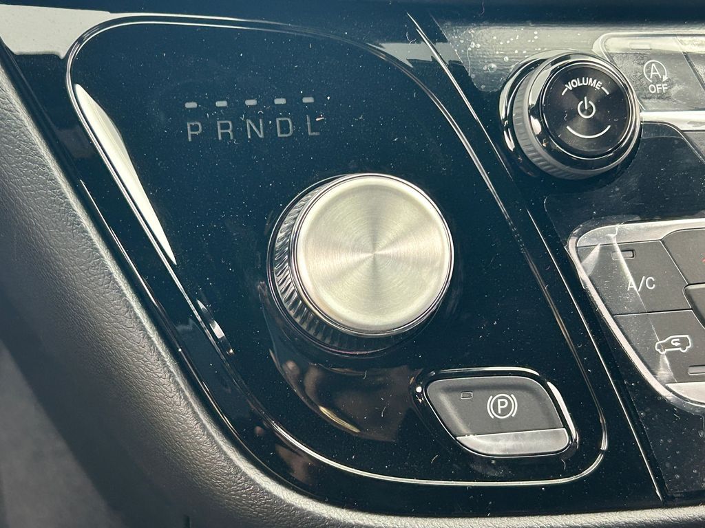 New 2026 Bright White Clearcoat Chrysler LX image 19