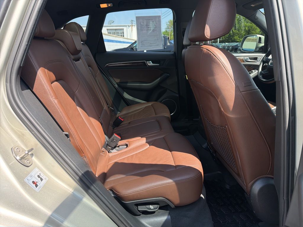 Thumbnail: 2015 Audi Q5 - 23