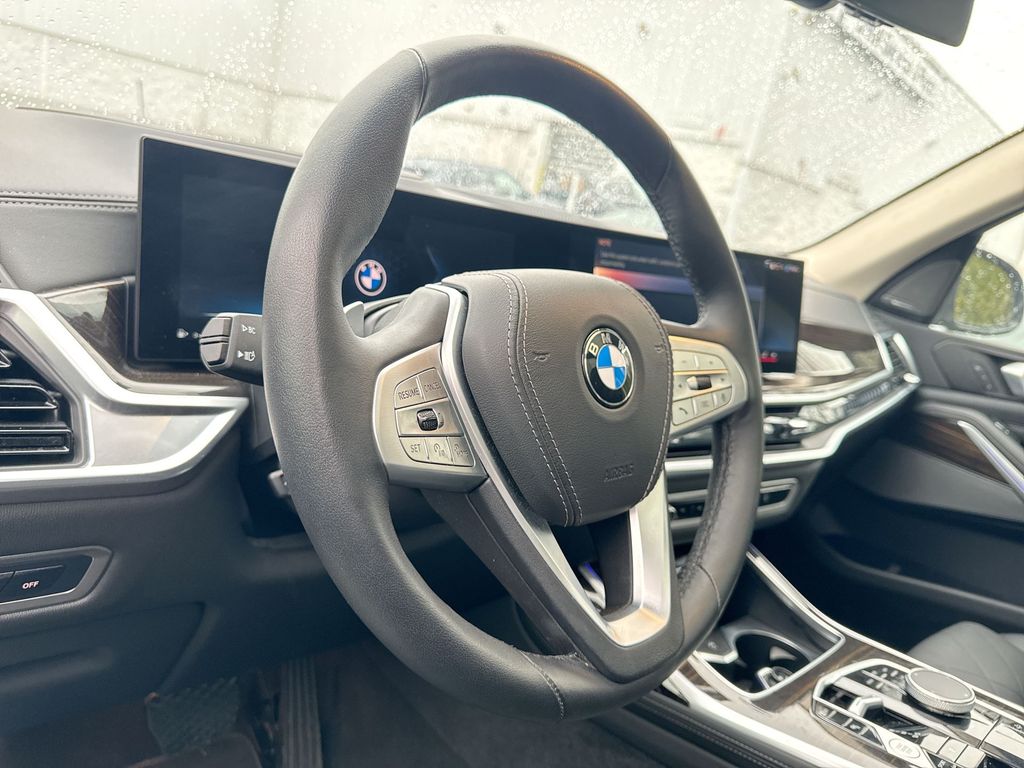 2024 BMW X7 xDrive40i 5