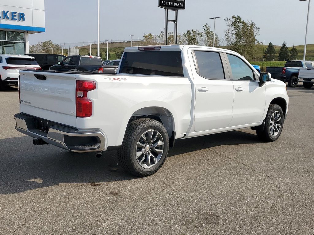 2024 Chevrolet Silverado 1500 LT 4