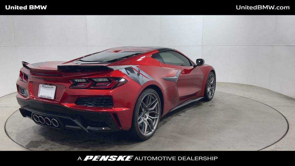 Thumbnail: 2024 Chevrolet Corvette - 8