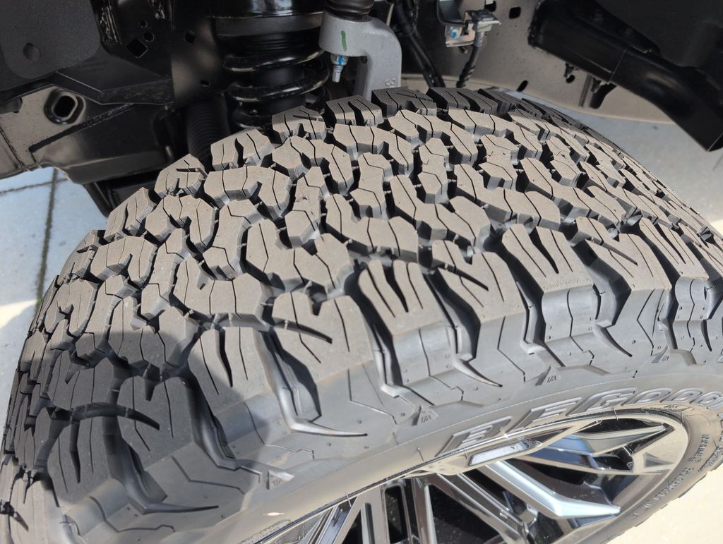New 2026 Gray Ford XLT image 17