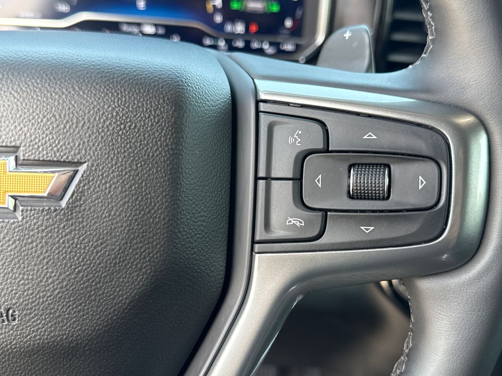 Used 2025 Gray Chevrolet LTZ image 17