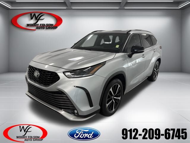2022 Toyota Highlander XSE FWD