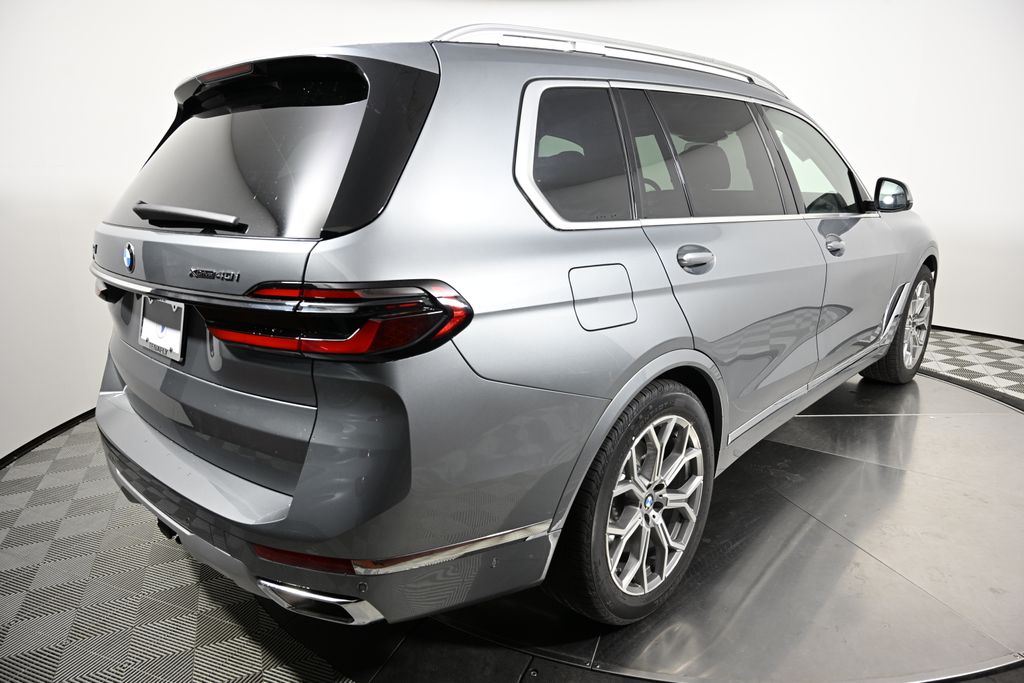 Thumbnail: 2026 BMW X7 - 5