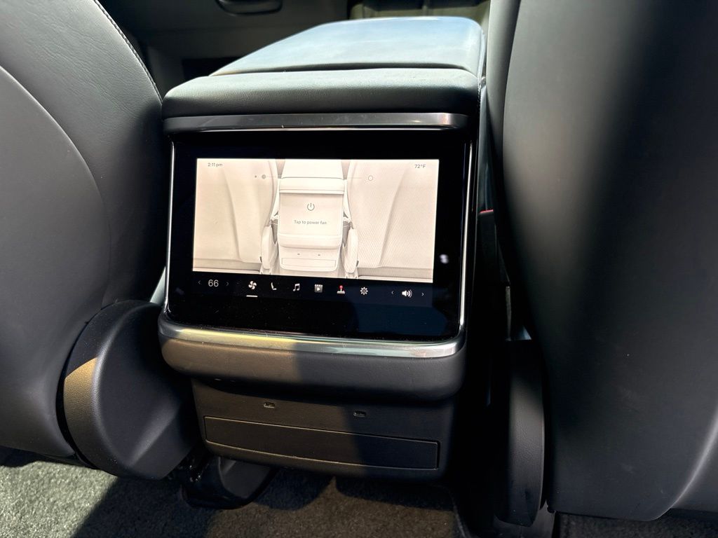 2022 Tesla Model X Plaid