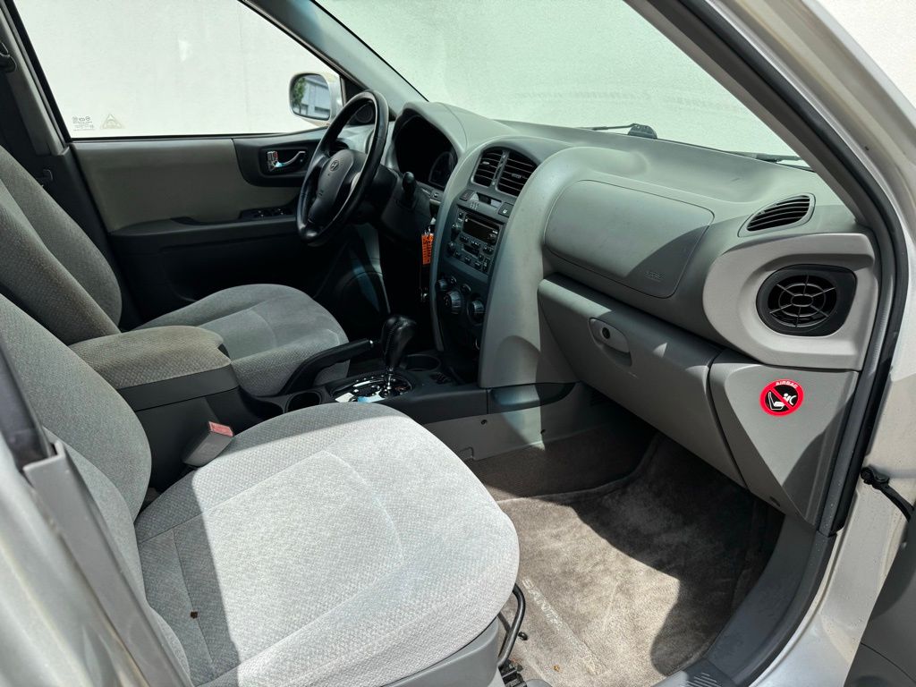 Used Car 2005 Hyundai Santa Fe  Gls For Sale Under $10,000 In Georgetown, Texas