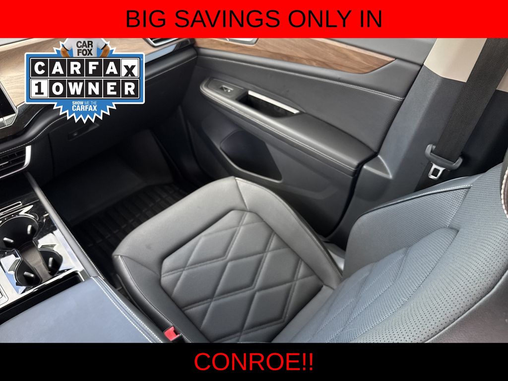 2024 Volkswagen Atlas 2.0T SE w/Technology Black at Don McGill Toyota