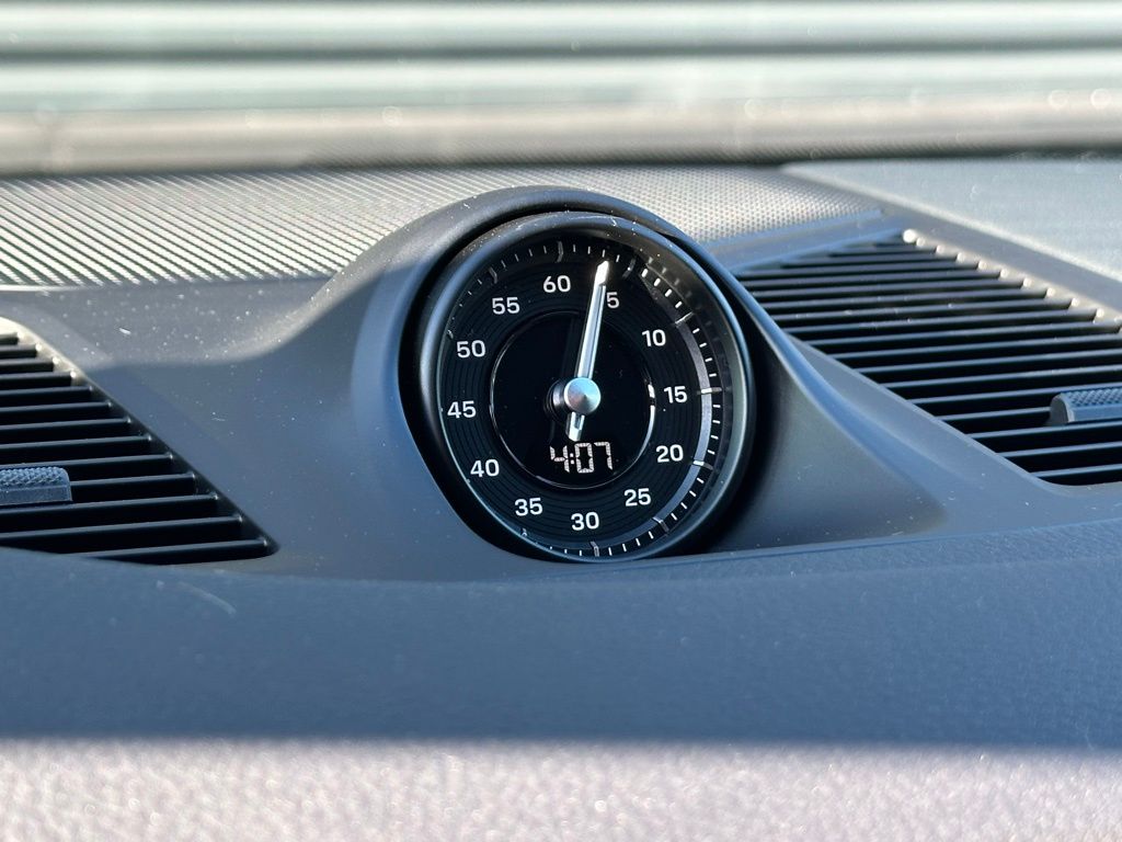 Thumbnail: 2026 Porsche Cayenne - 27