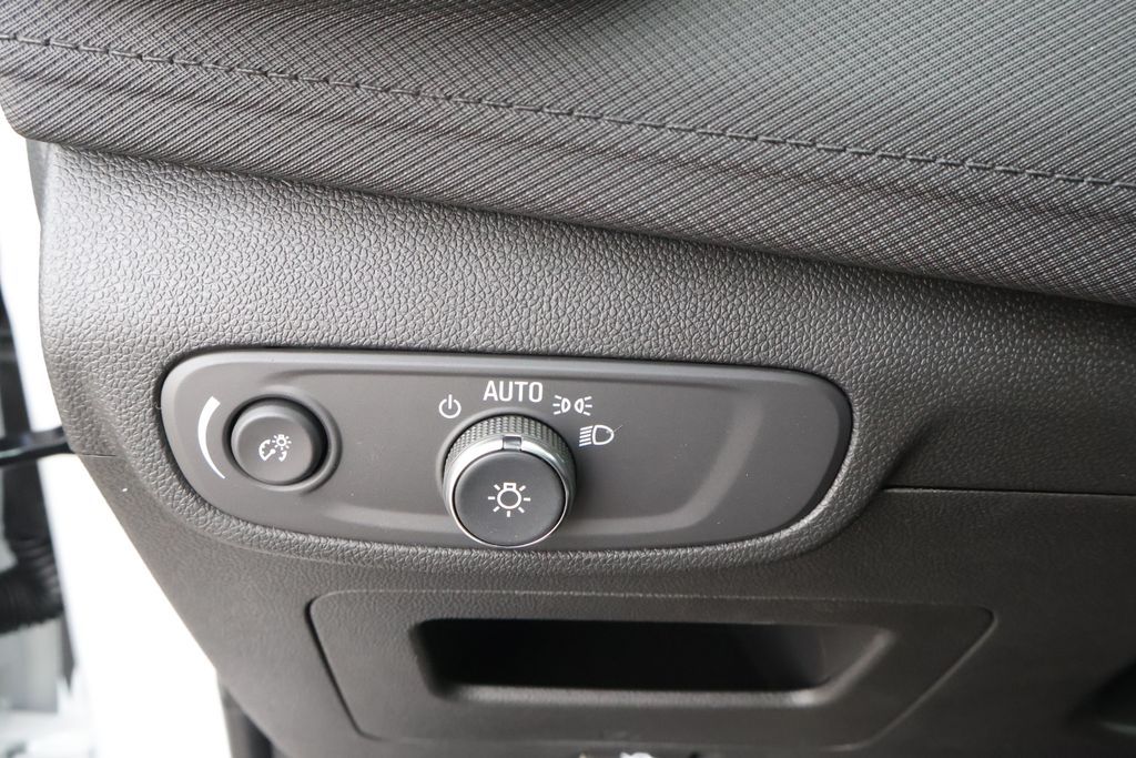 Thumbnail: 2026 Chevrolet TrailBlazer - 20