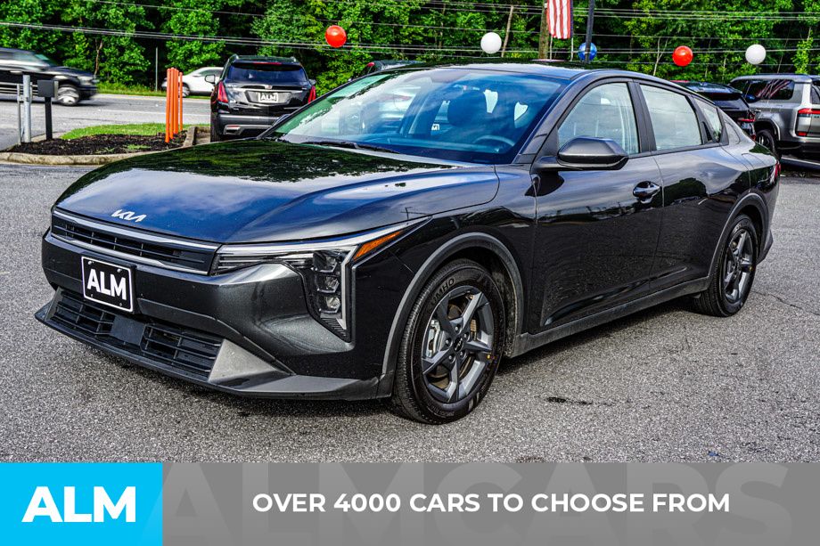 Used 2025 Gray Kia LXS image 3