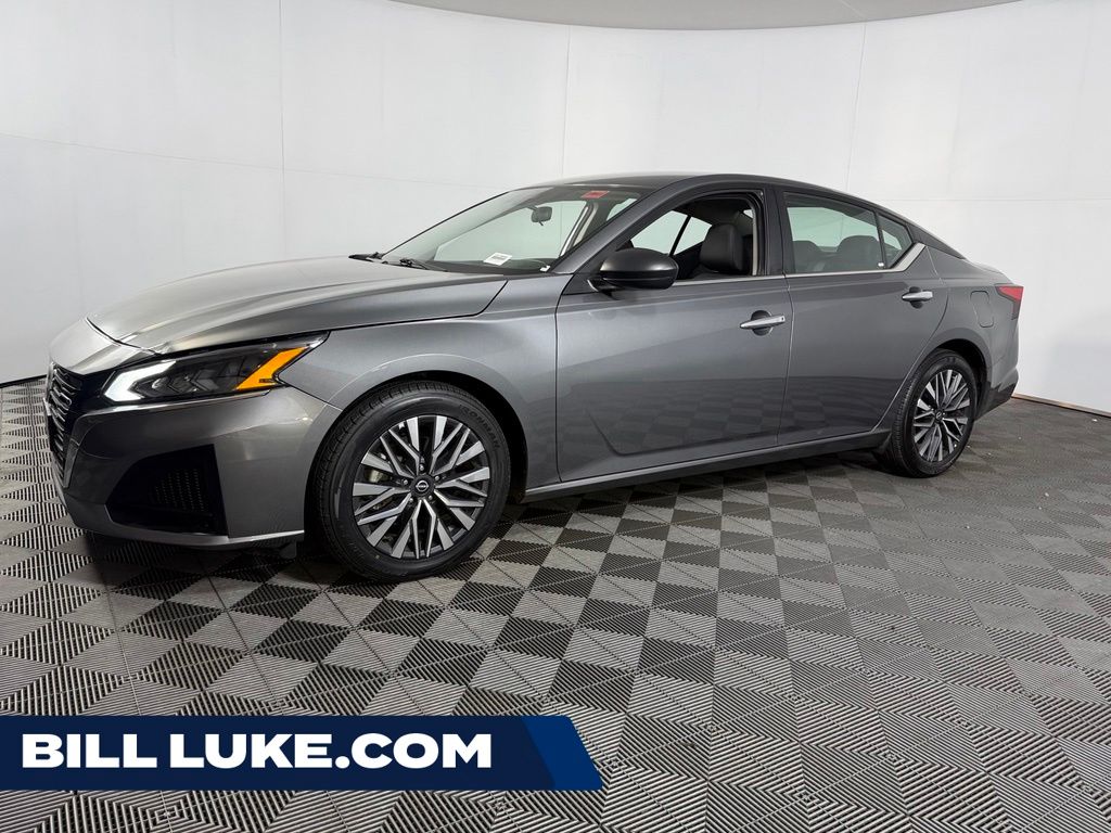 Gray (Gun Metallic) 2025 Nissan Altima Sedan Front-Wheel Drive Continuously Variable Transmission