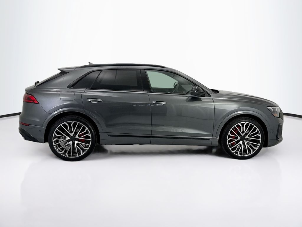 Thumbnail: 2026 Audi SQ8 - 4
