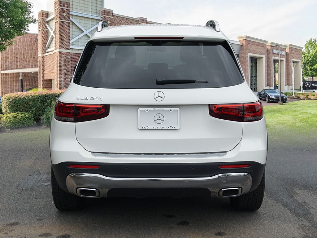 2022 Mercedes-Benz GLB 250 5