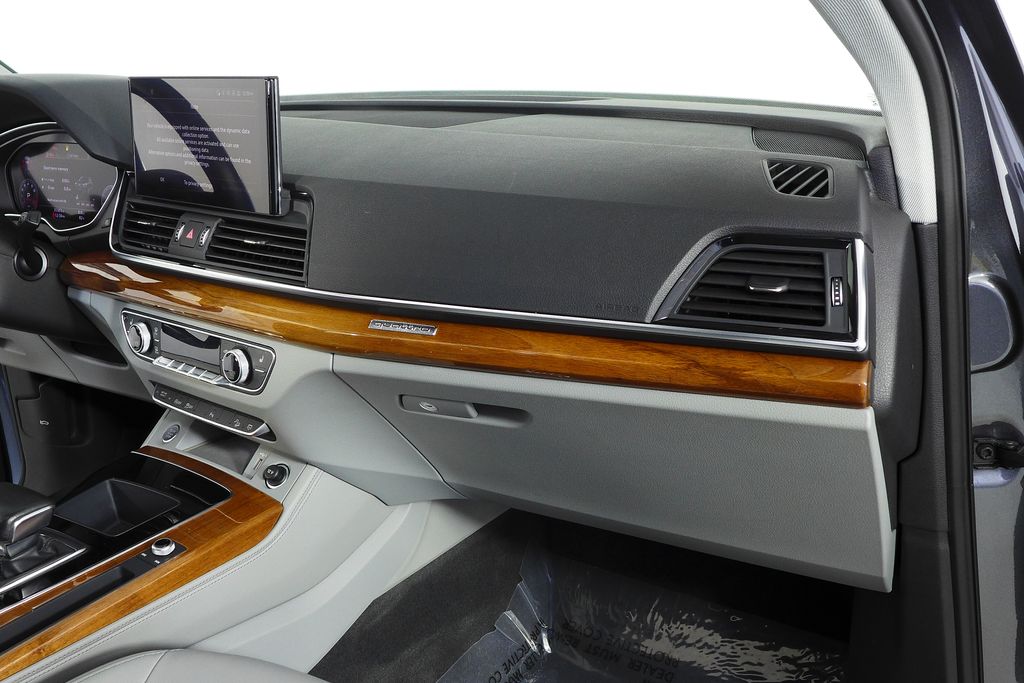 Thumbnail: 2022 Audi Q5 - 14