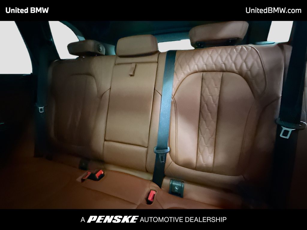 Thumbnail: 2026 BMW X5 - 13