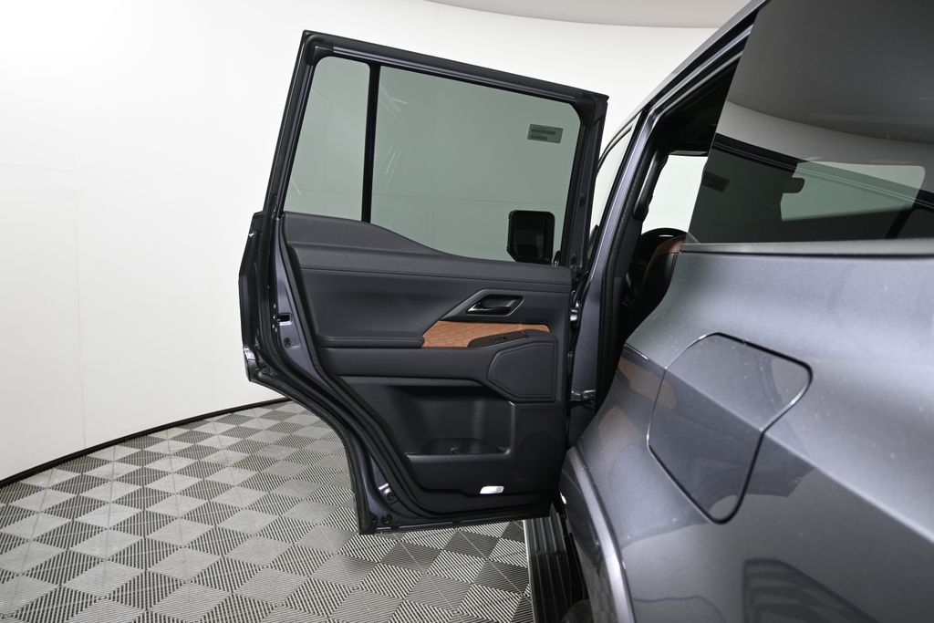 Thumbnail: 2025 Lexus GX - 31