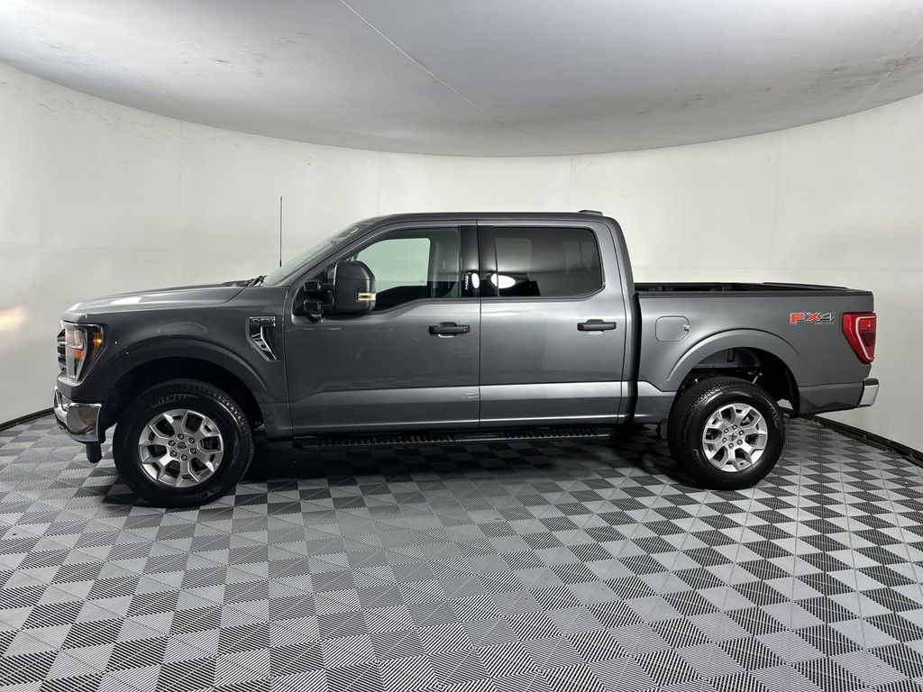 2023 Ford F-150 XLT 4