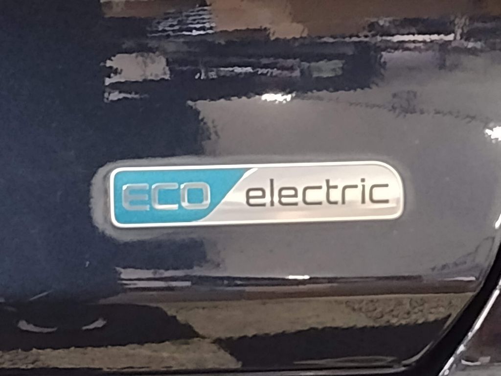 2022 Kia Niro EV EX