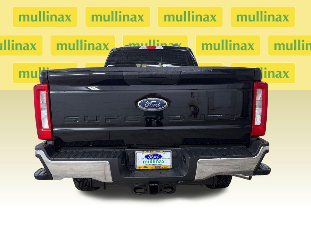 New 2026 Black Ford XLT image 7