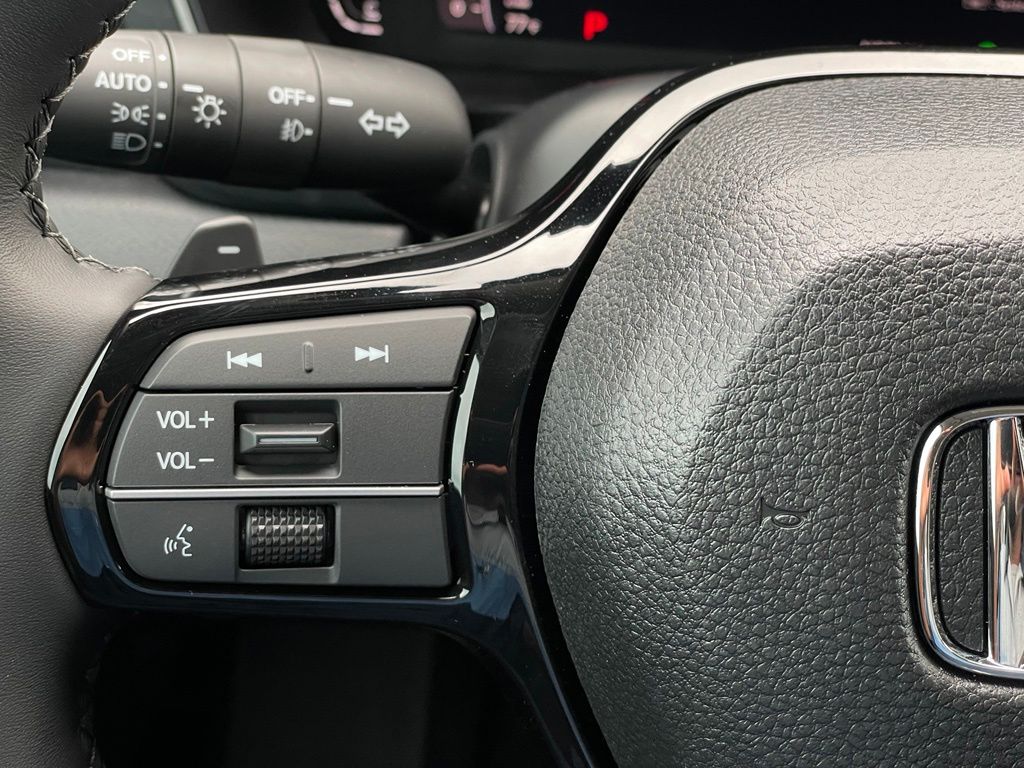 Thumbnail: 2026 Honda Pilot - 15