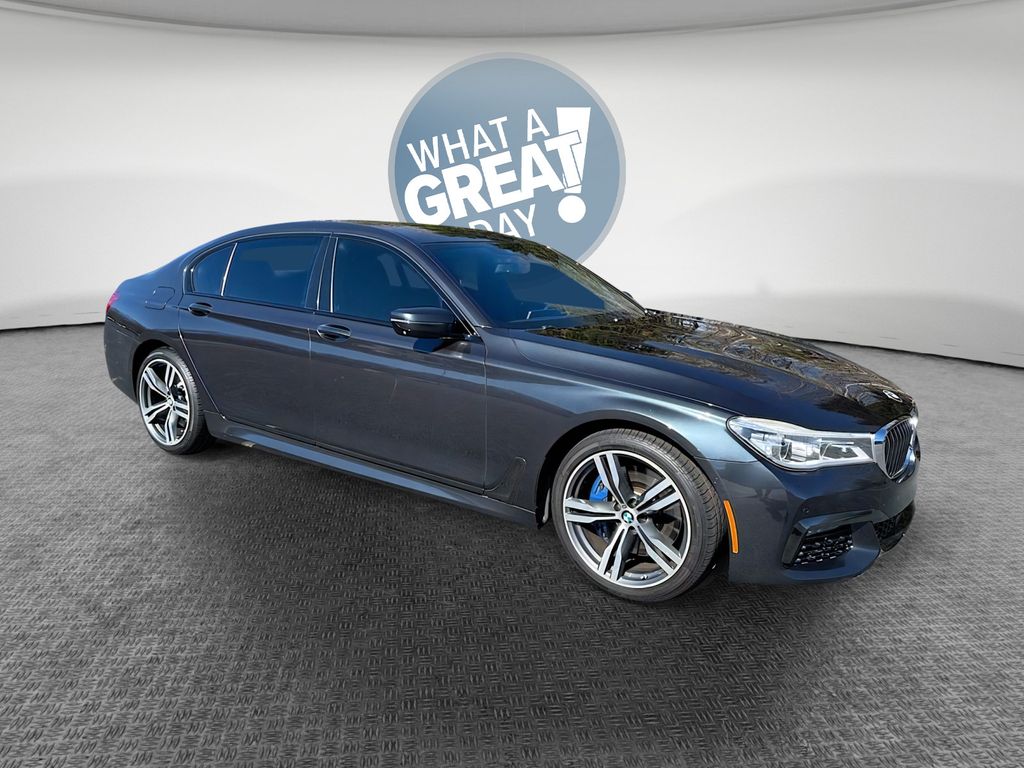 2019 BMW 7 Series 750i RWD