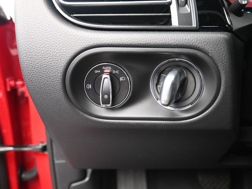 Certified Used 2025 Red Porsche  image 25