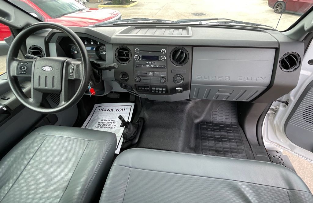 2018 Ford F-750SD Base White at Autostrade