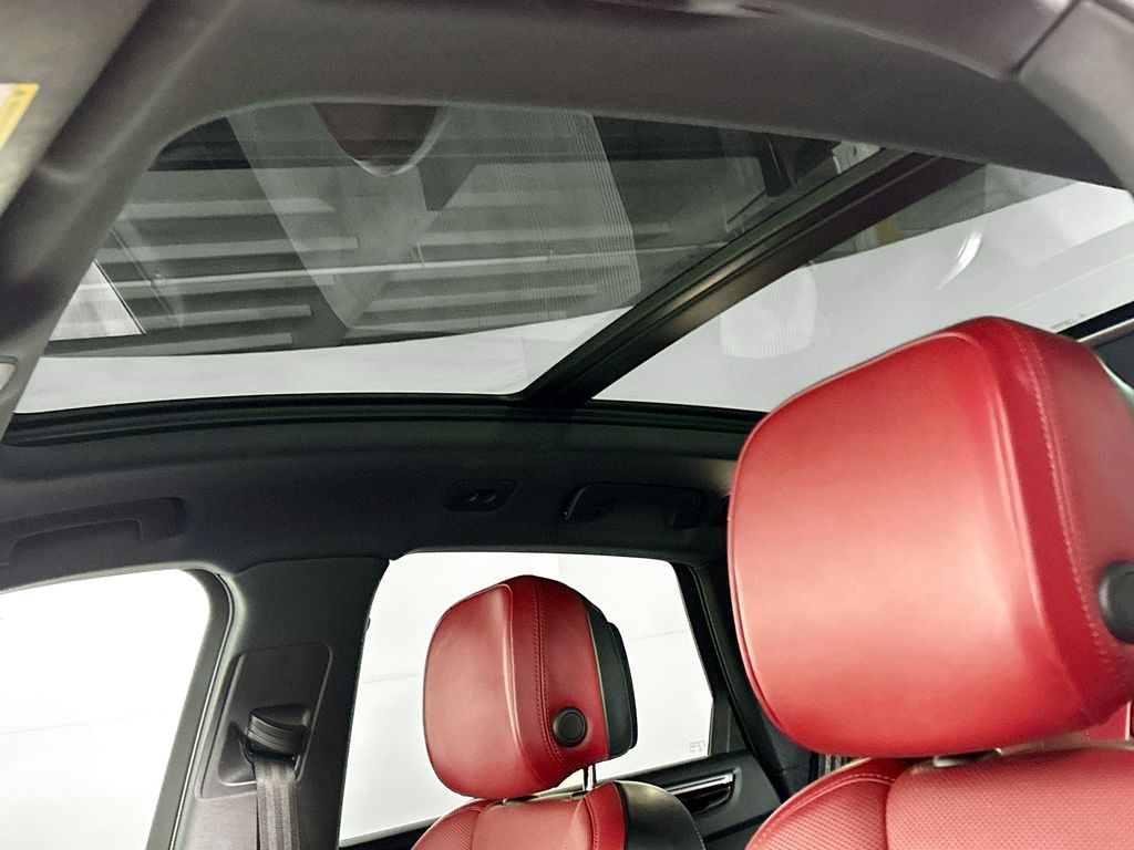 2023 Porsche Macan S