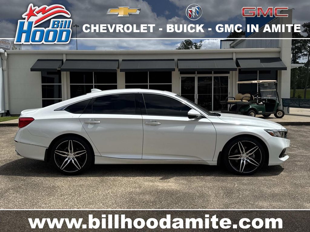 White 2022 Honda Accord Touring FWD Sedan Front-Wheel Drive Automatic