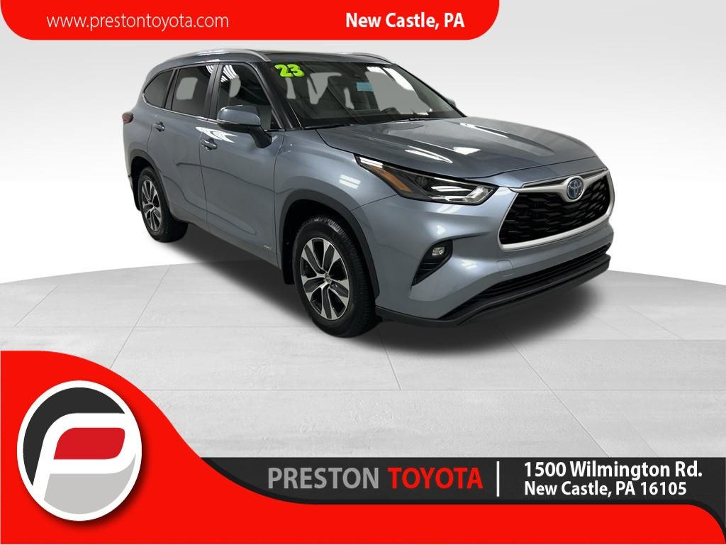2023 Toyota Highlander Hybrid XLE