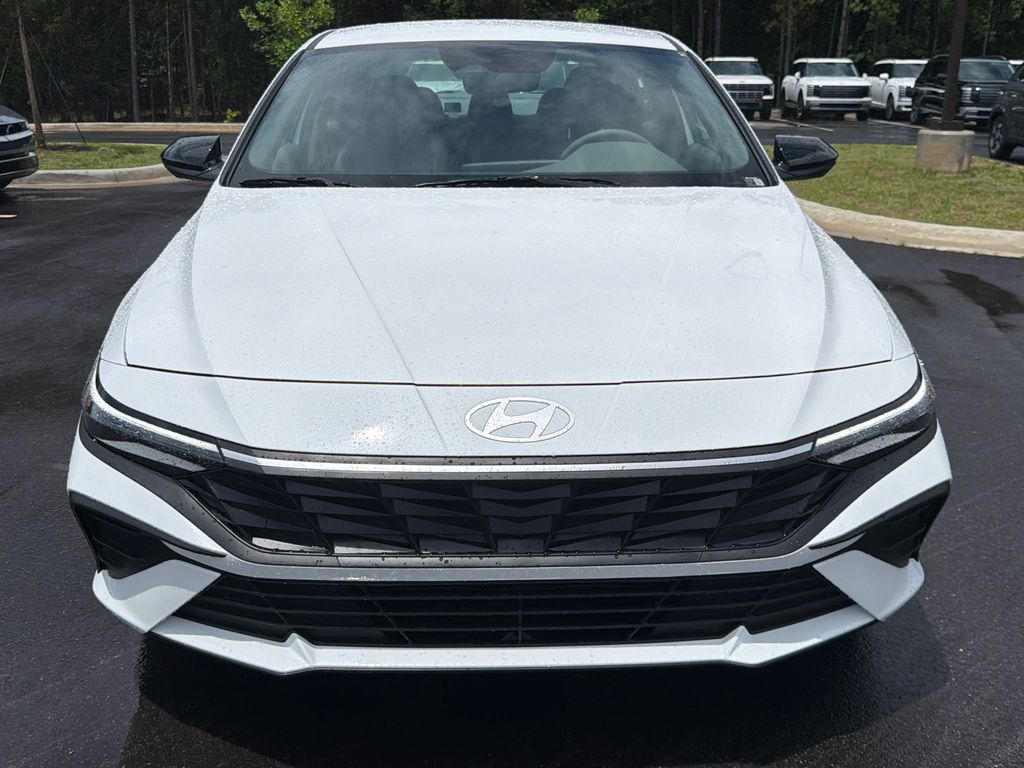 New 2026 White Hyundai SEL Sport image 9