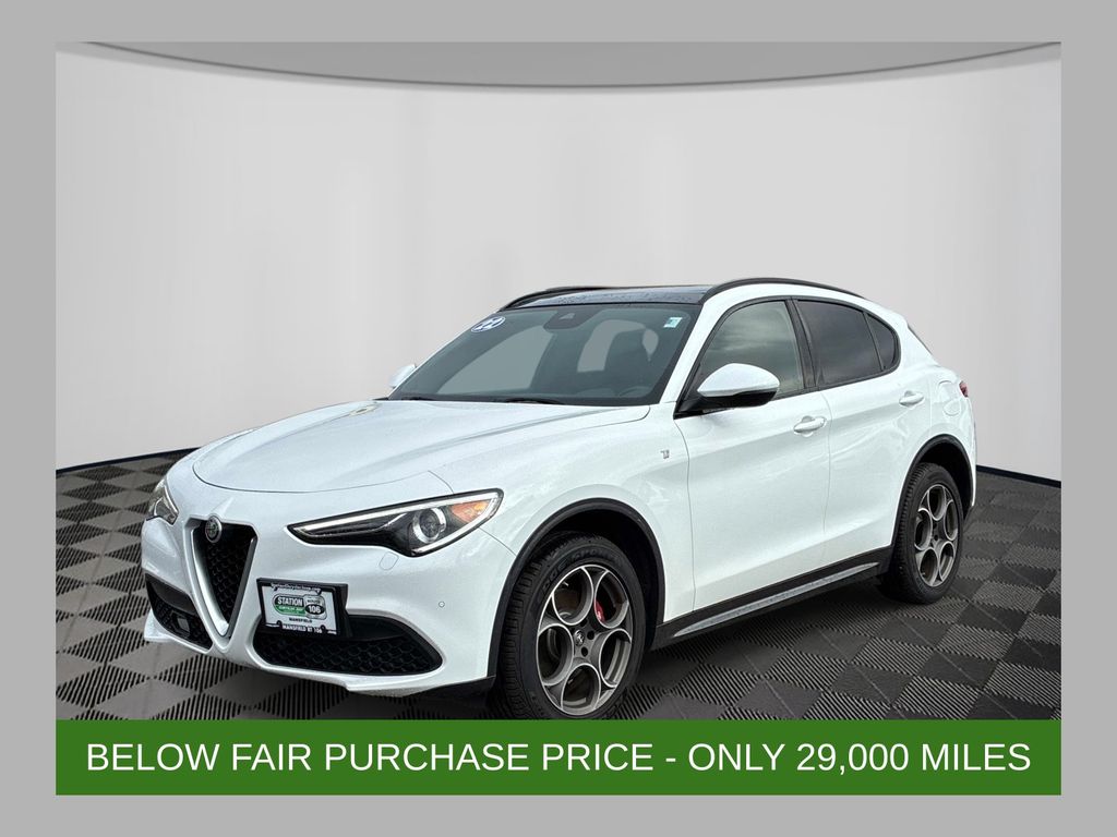 2022 Alfa Romeo Stelvio Ti AWD