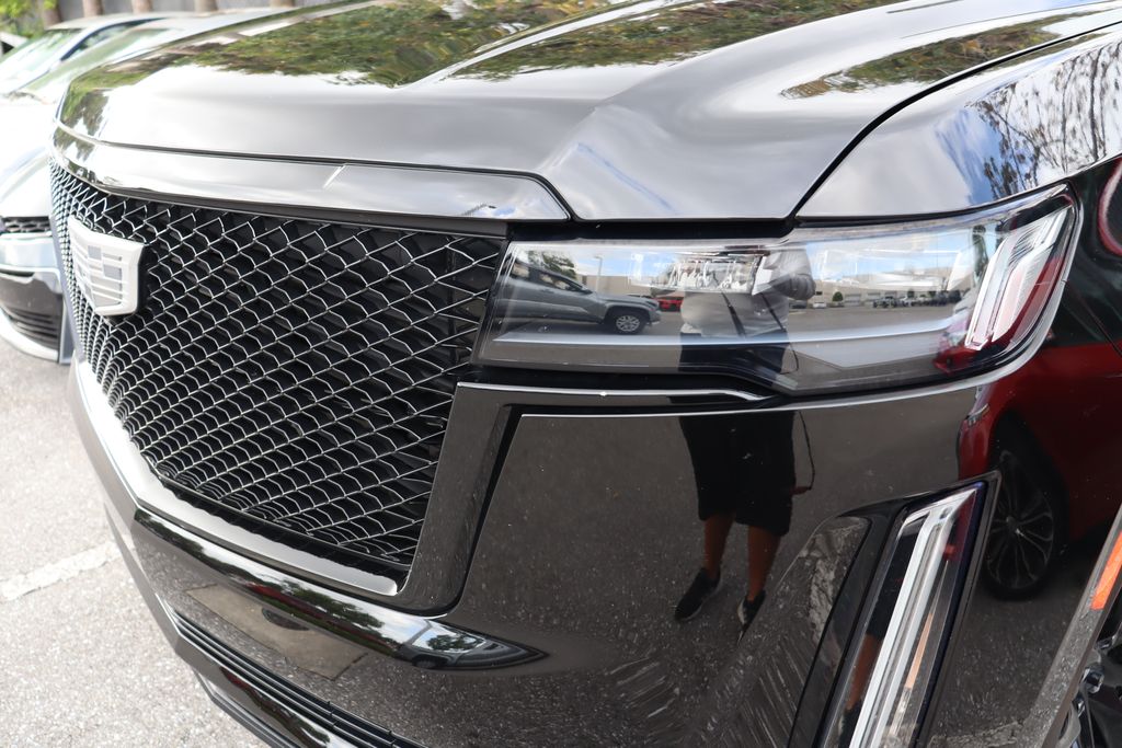 2021 Cadillac Escalade Sport 3