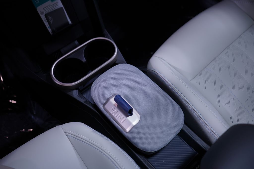 Thumbnail: 2026 MINI Cooper - 12