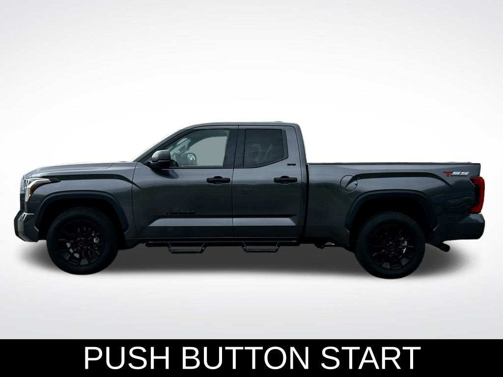 Used 2022 Toyota Tundra SR5 with VIN 5TFLA5AA5NX015834 for sale in Miami, FL