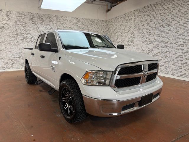 Bright White Clearcoat 2022 RAM 1500 Pickup Truck Four-Wheel Drive 8-Speed Automatic