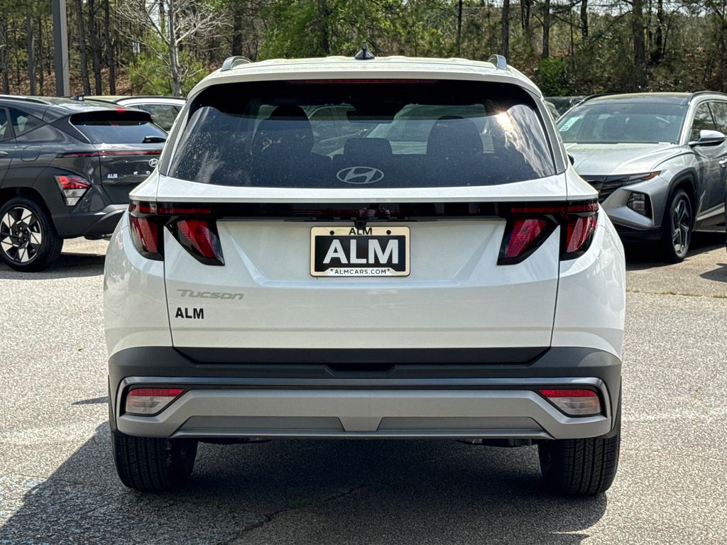 2025 Hyundai Tucson SEL photo 3