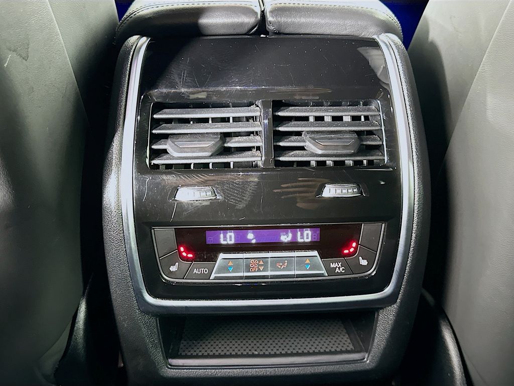 Thumbnail: 2021 BMW X6 - 26