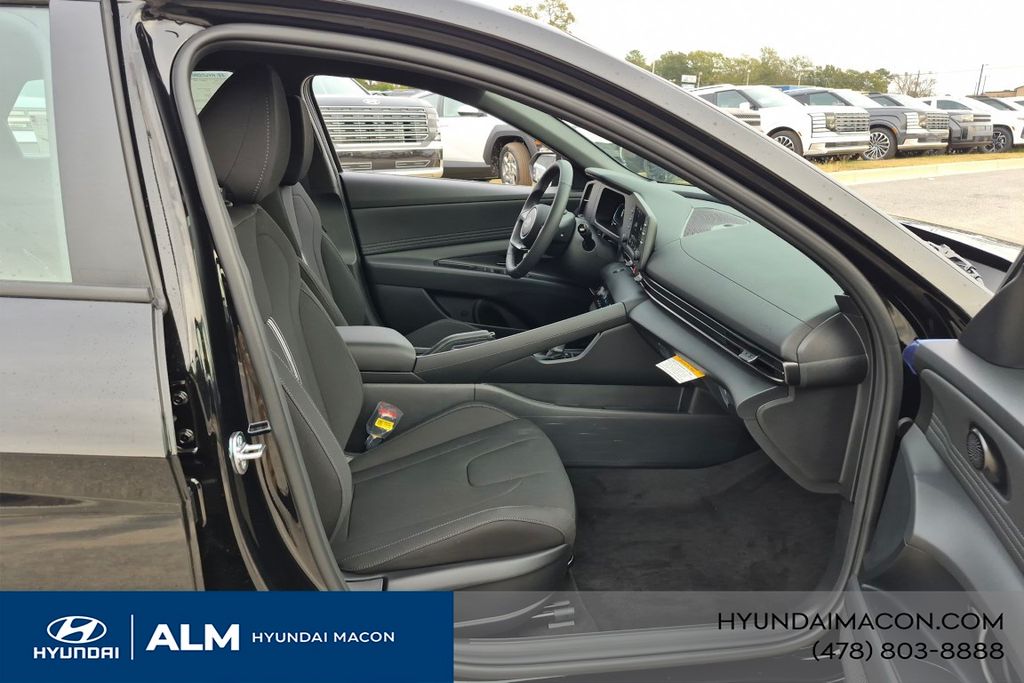 New 2026 Black HYUNDAI SEL Sport Plus image 22