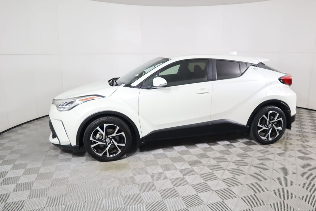 2021 Toyota C-HR LE 8