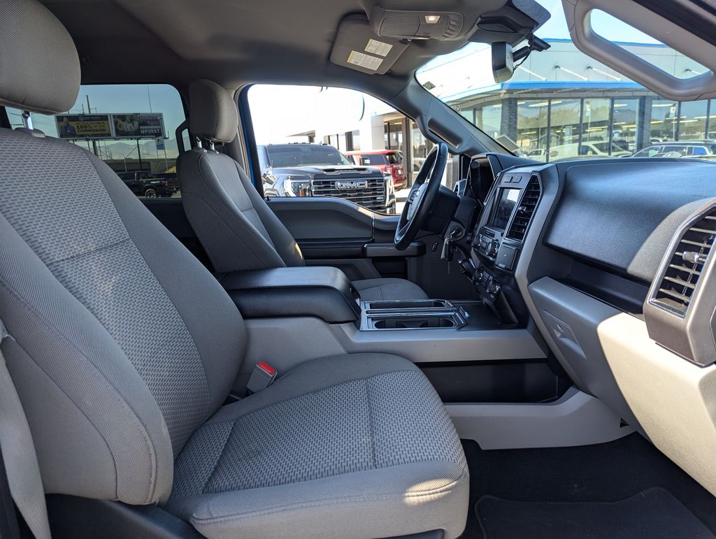 2019 Ford F-150 XLT 36