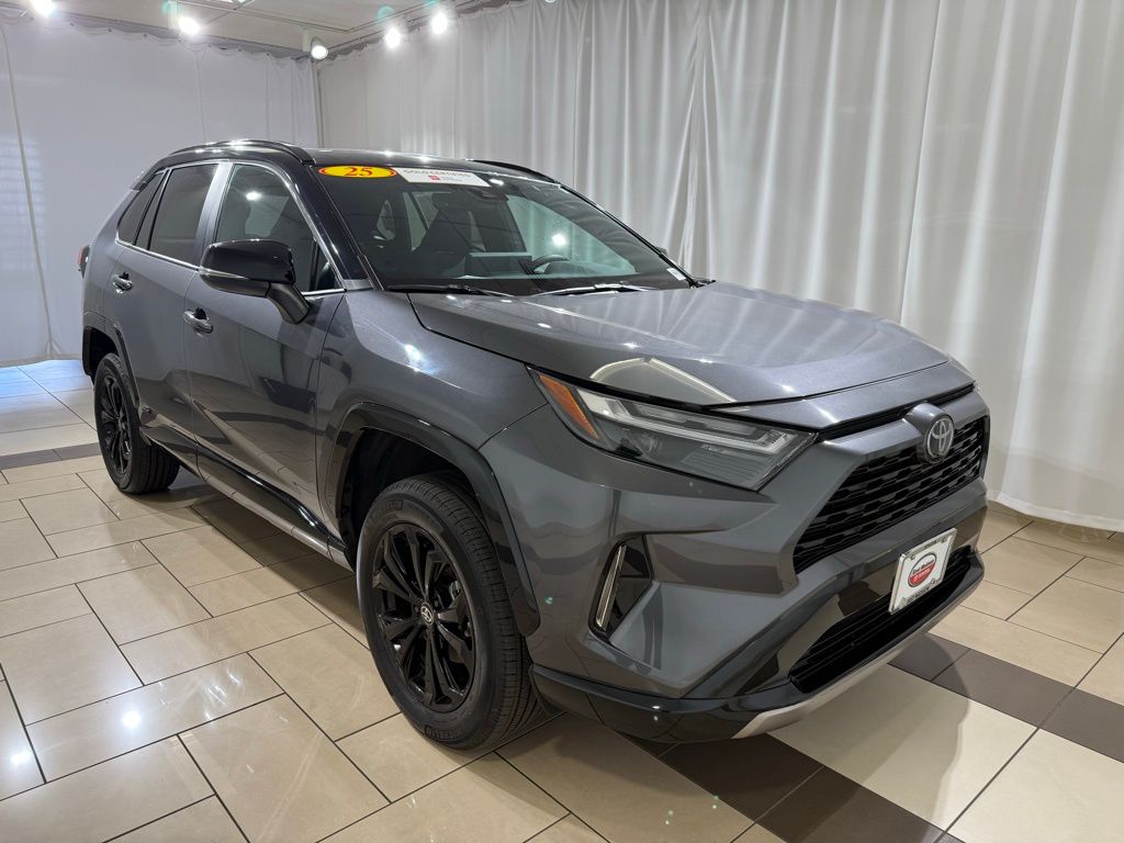 Thumbnail: 2025 Toyota RAV4 - 7