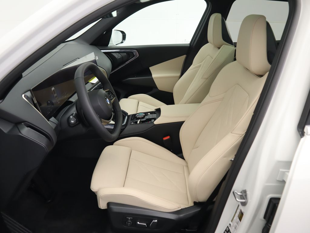 Thumbnail: 2025 BMW X3 - 21