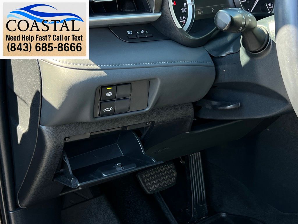 2022 Toyota Highlander XLE Brown at Davis Toyota of Orangeburg